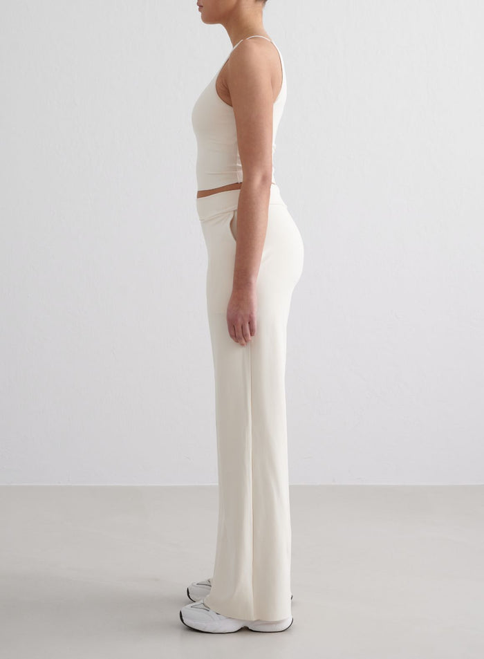 Almond White Sense Wide Pants & Halter Bralette Set