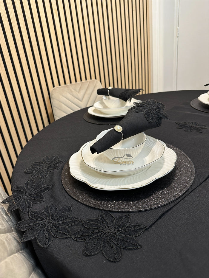 Liman Home Decor - Liman Online Artemis Tafelkleed Set Met Server Zwart 18 Delig