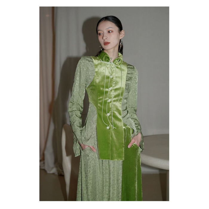 Green / M
