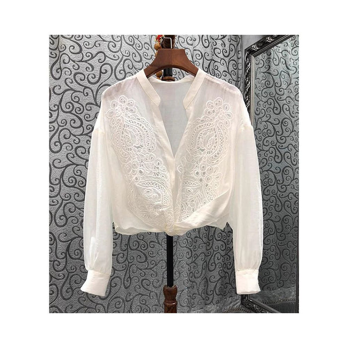 White shirt l