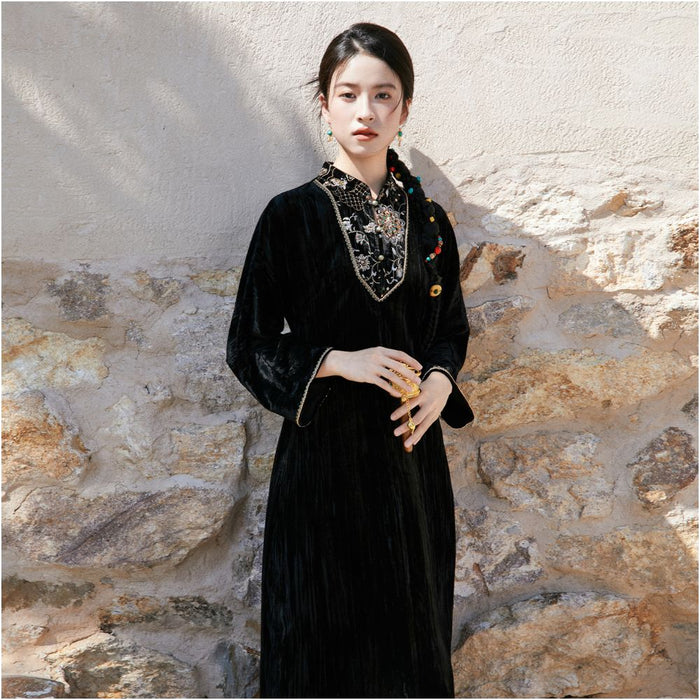 ASAYA5216 – Imperial Velvet Embroidered Gown ✨🖤