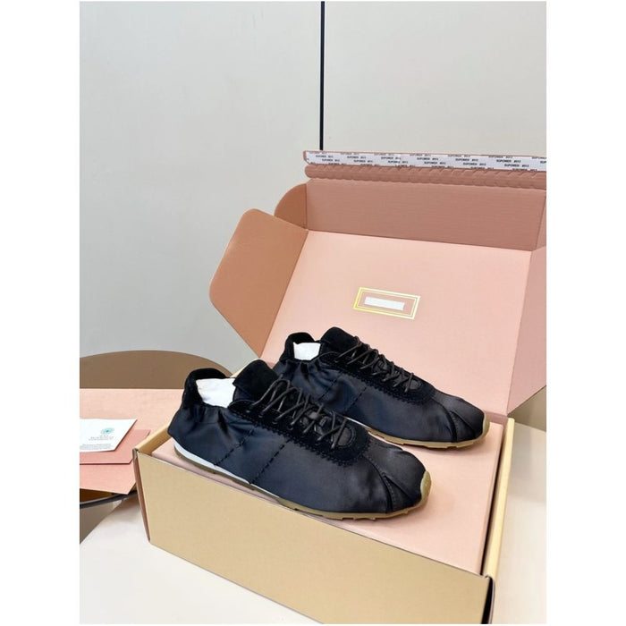 black / 35