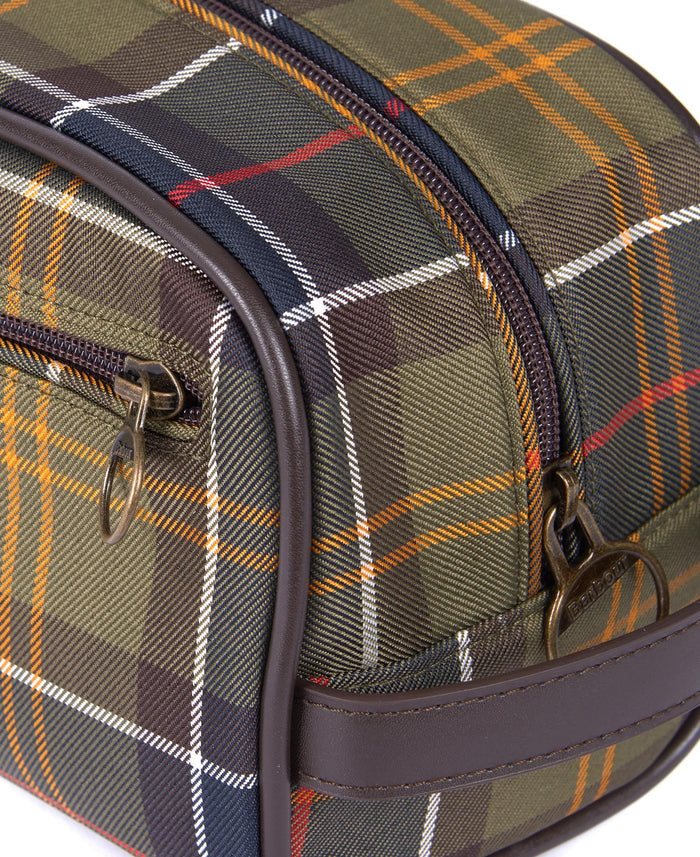 Barbour Washbag