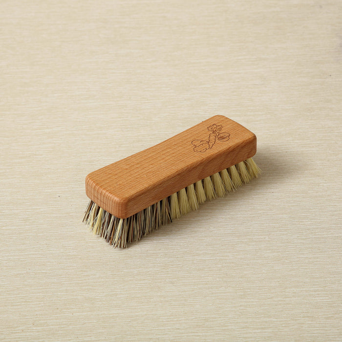 Beech Vegetable Brush