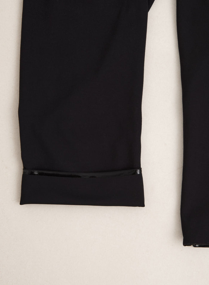 Black Sense Capri Tights