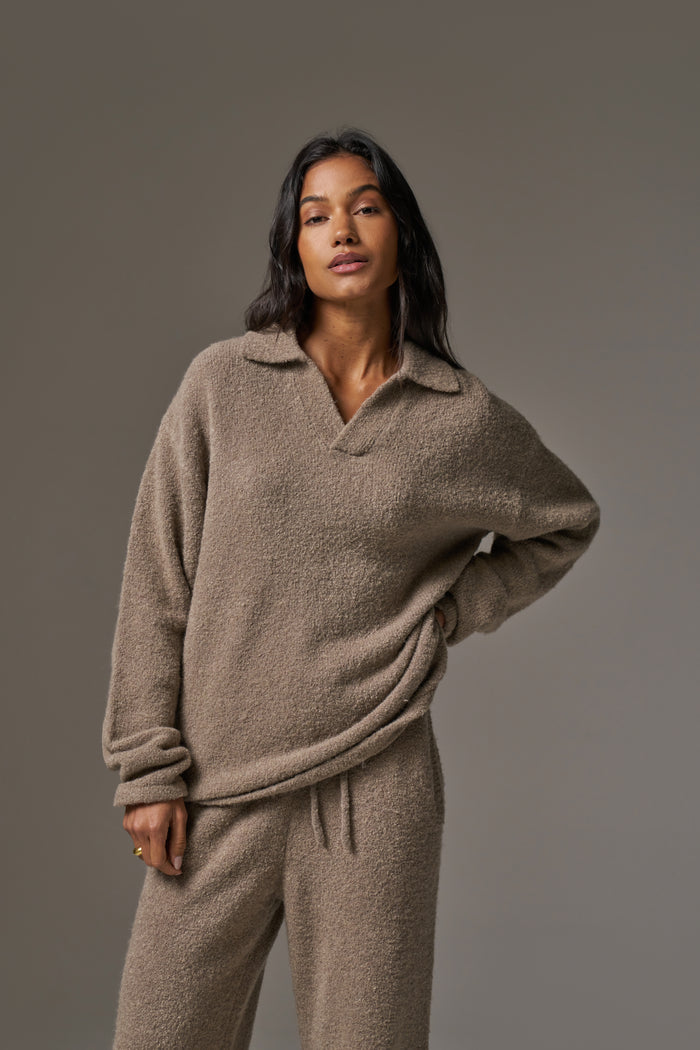 BOUCLE KNIT LONG SLEEVE POLO - BROWN