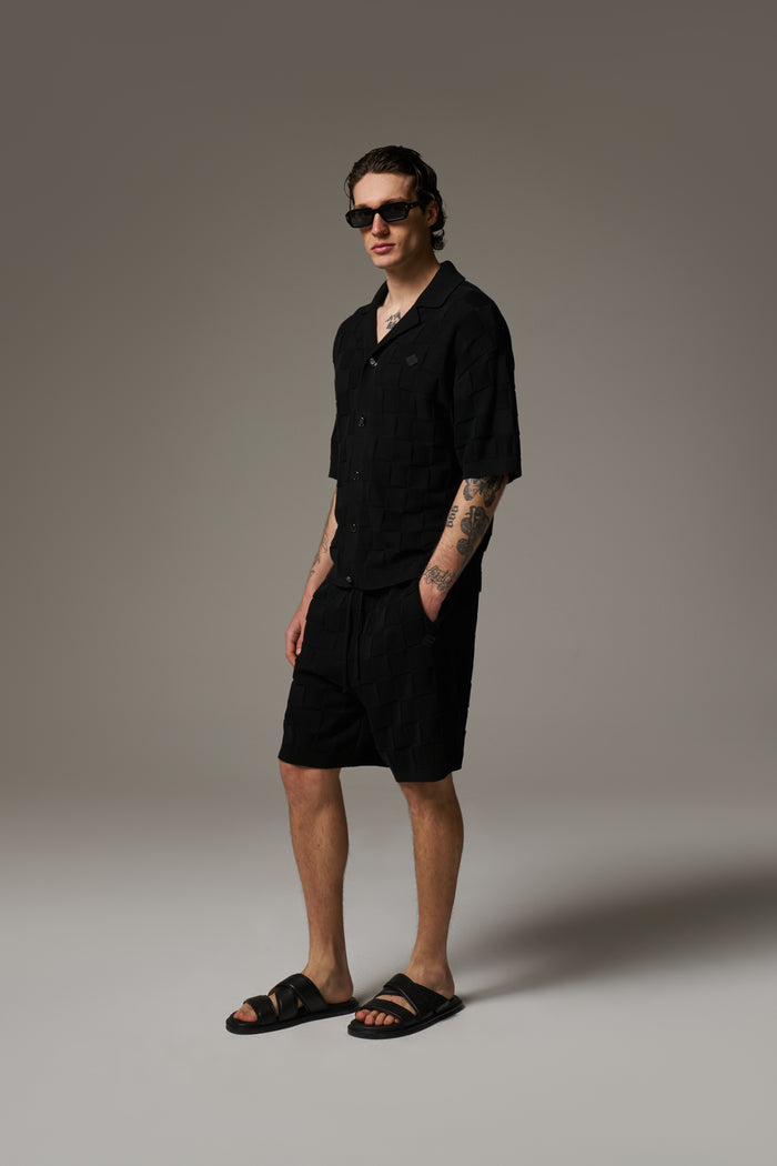 CHECKERBOARD KNITTED SHORT - BLACK