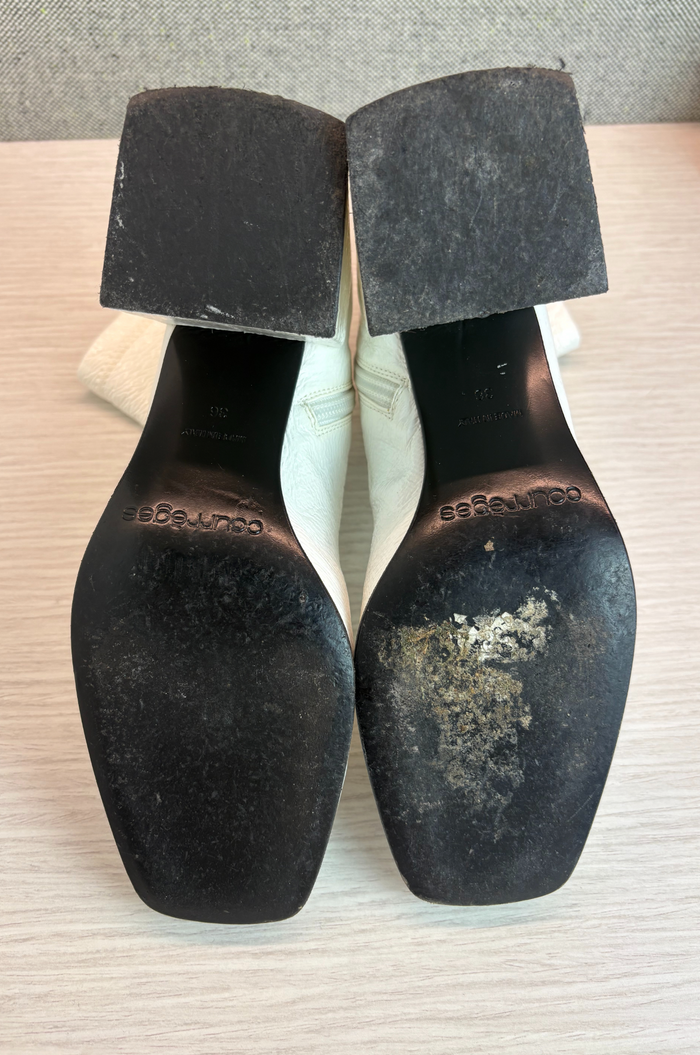 Courrèges White Leather Ankle Boots
