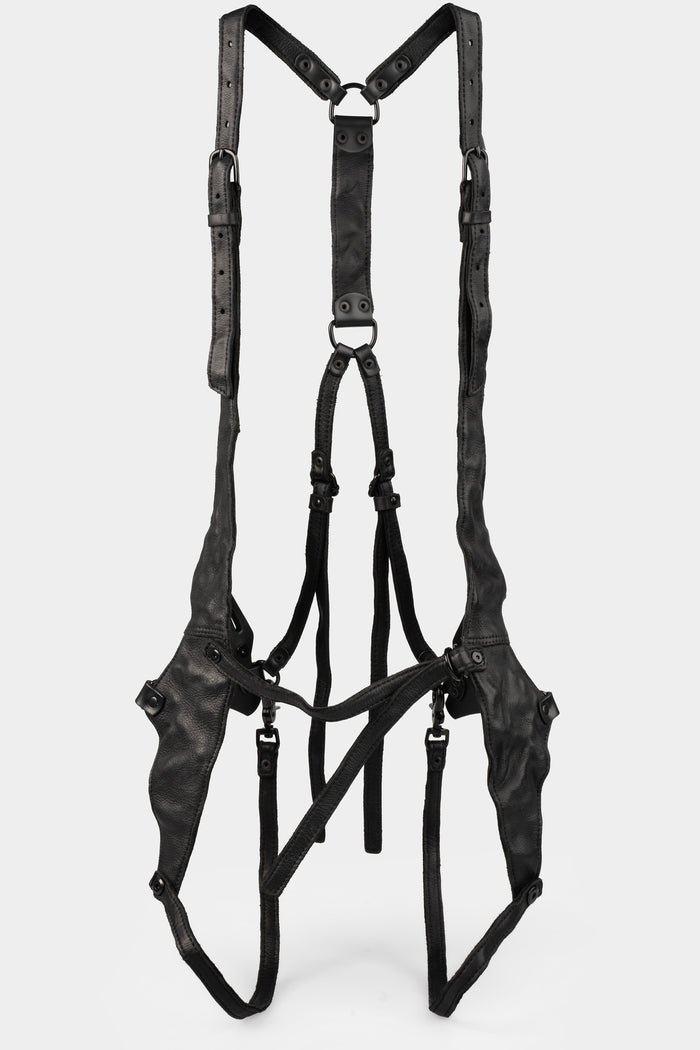 Crinkled leather harness