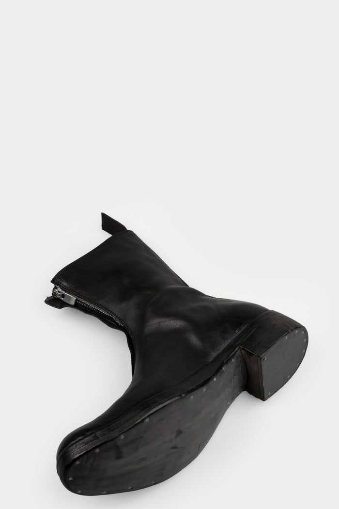 Atadep Itterom | Diagonal zip wild horse leather boots