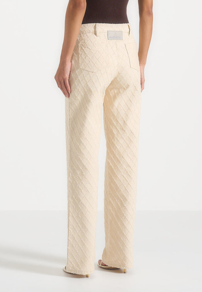 elyssa-diamond-stitch-denim-jeans-cream