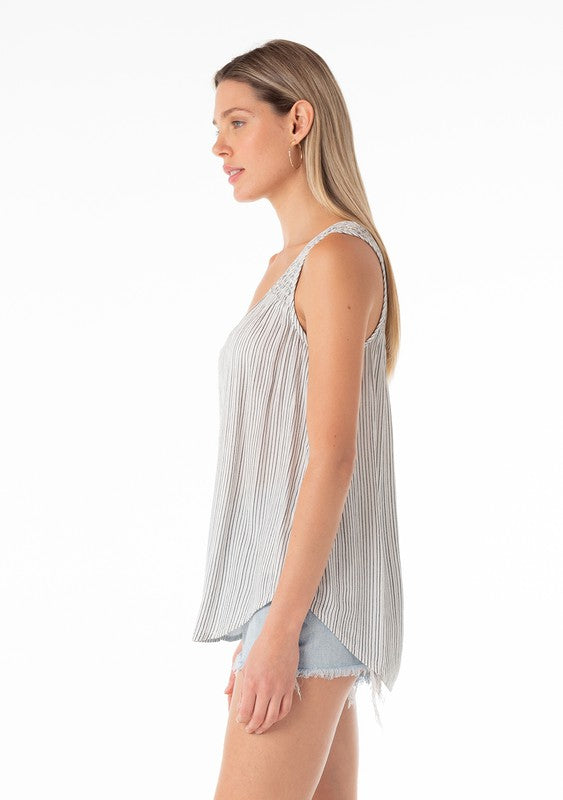 Gia Tank