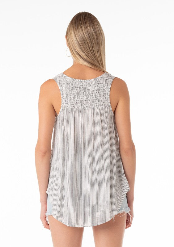 Gia Tank