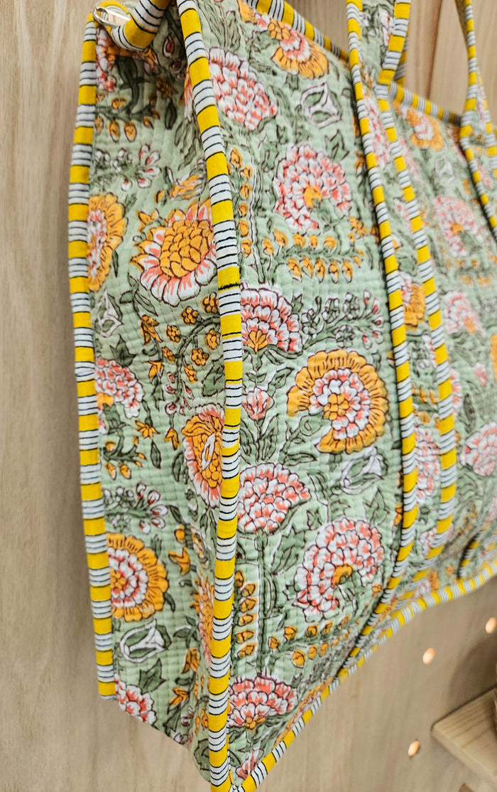 quilted bag in floral print