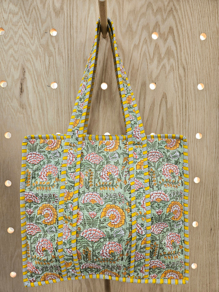 quilted bag in floral print