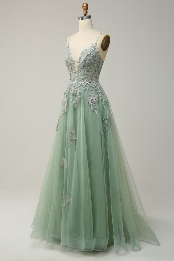 Green Prom Dress 2024 Spaghetti Straps Tulle Lace Appliques