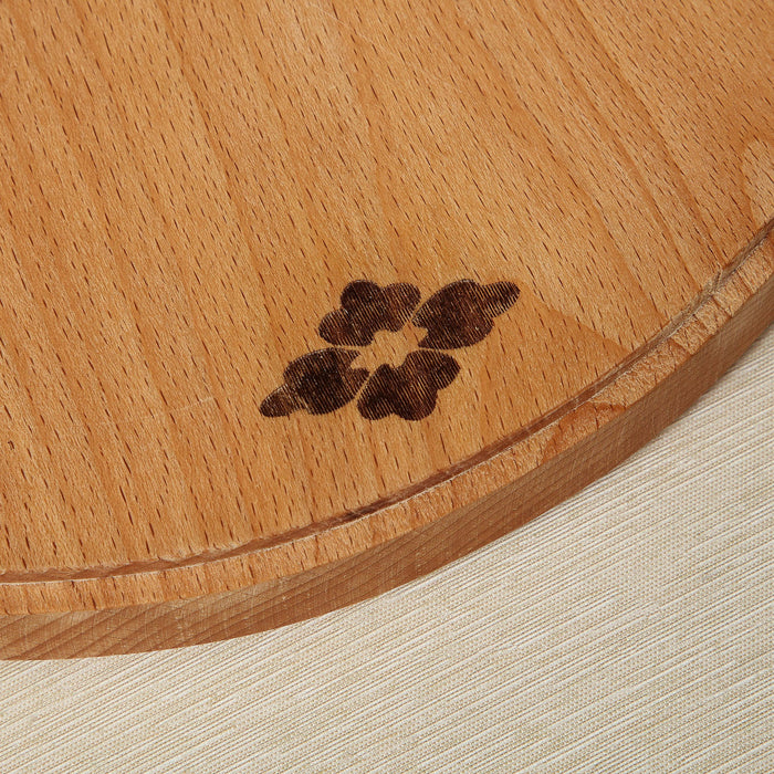 Hana round cutting boards