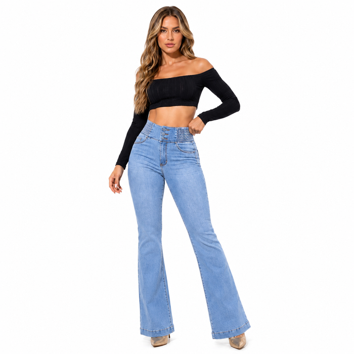 Sculpt fit denim trousers in dark wash with high waist, flexible movement and refined streetwear silhouette for elevated day.