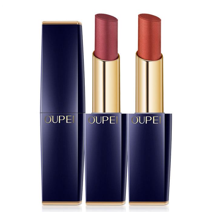 Nourishing lip makeup product with elegant packaging and soft daily beauty appeal