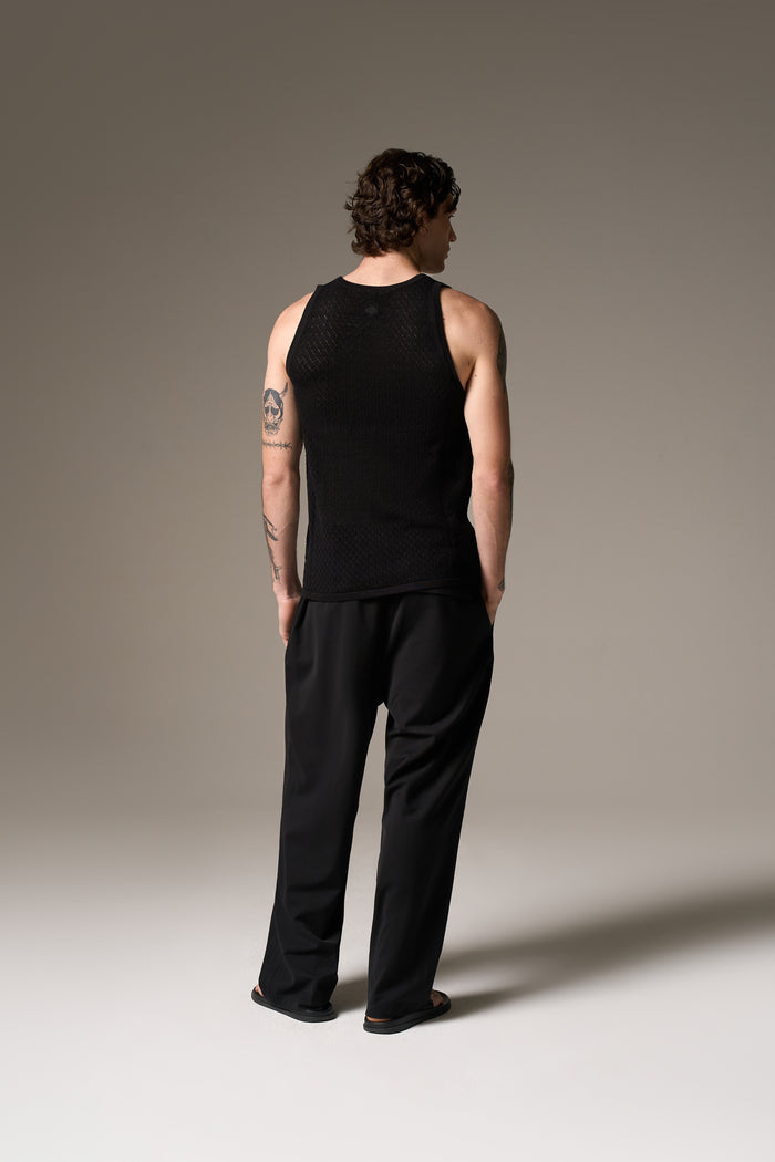 KNITTED VEST - BLACK