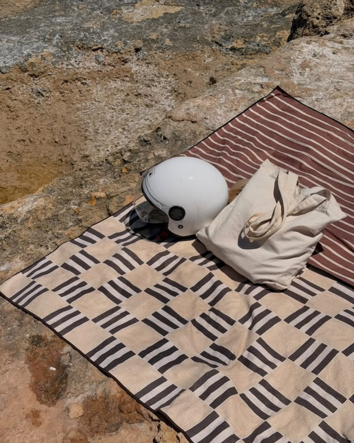 Kyoto sand-free beach towel, Sand Society