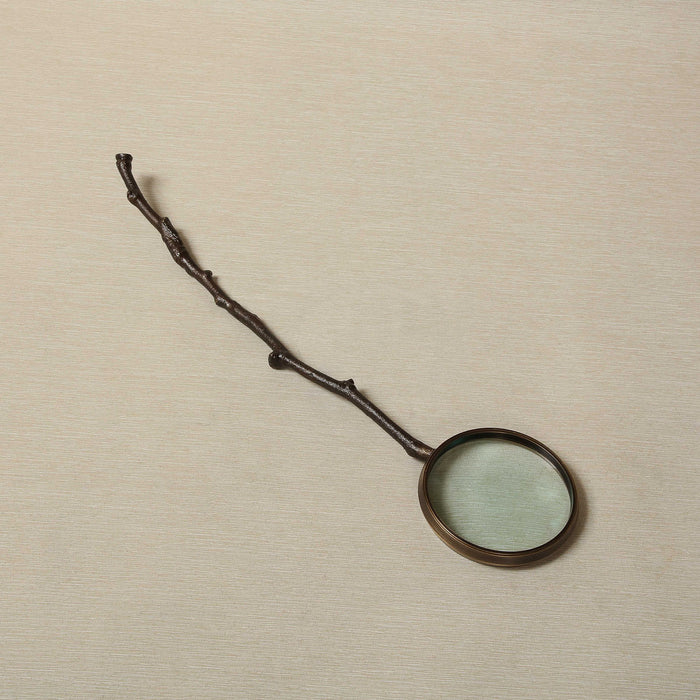 Large Kindling branch magnifying glass