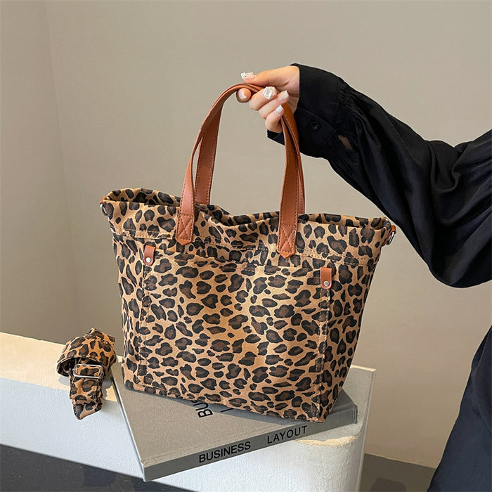 Leopard Tote Bag for Chic Everyday Carry Bag