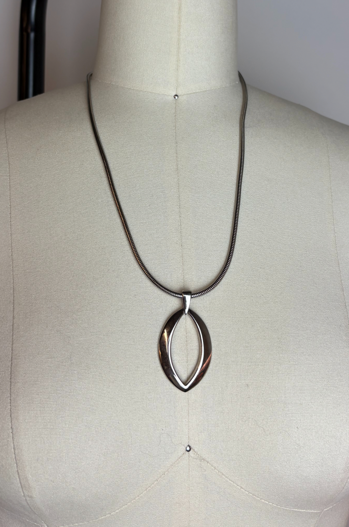 Oroton Silver Tone Pendent Necklace