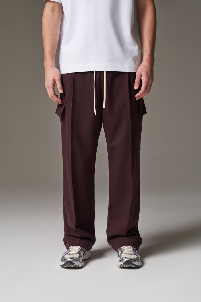 PLEATED WIDE LEG TROUSER - BURGUNDY