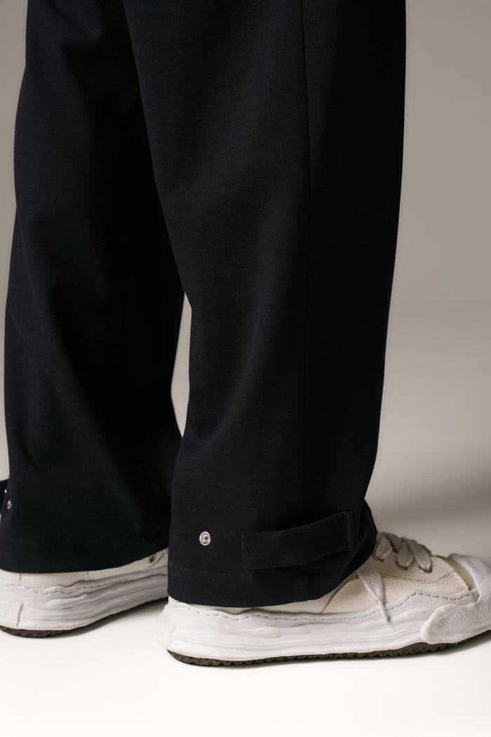 PLEATED WIDE LEG TROUSER - NAVY