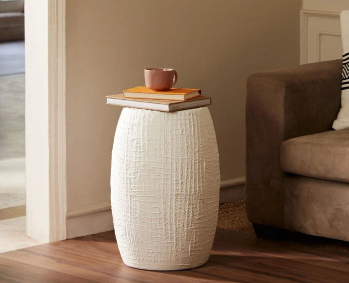 Puraw Outdoor Accent Table white