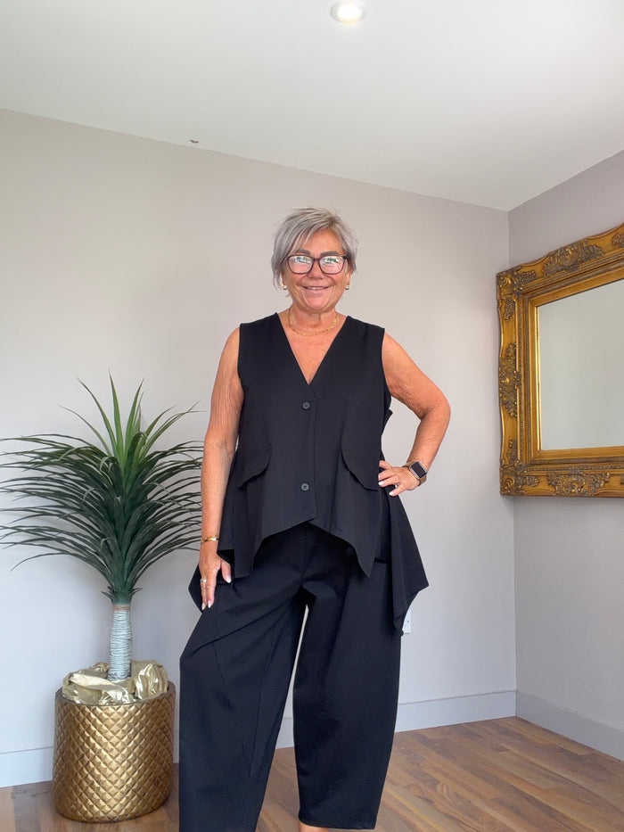 🔥 Sale no return -Tanisha Scuba Waistcoat (matching pants and jacket available )