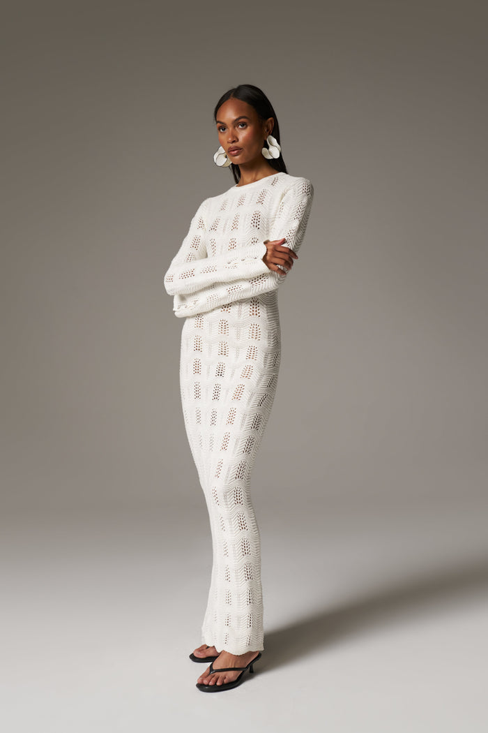 SCALLOP EDGE KNITTED MAXI DRESS - OFF WHITE