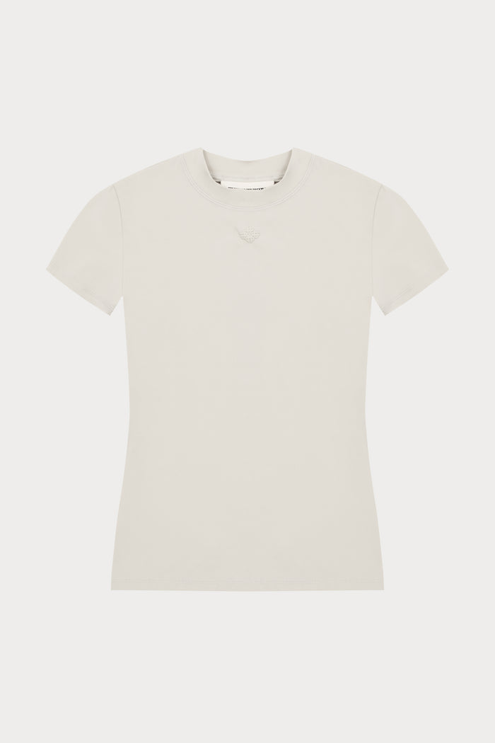 SCULPTING STRETCH EMBLEM BABY TEE - BONE