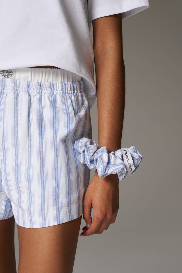 STRIPE BRANDED SCRUNCHIE - BLUE