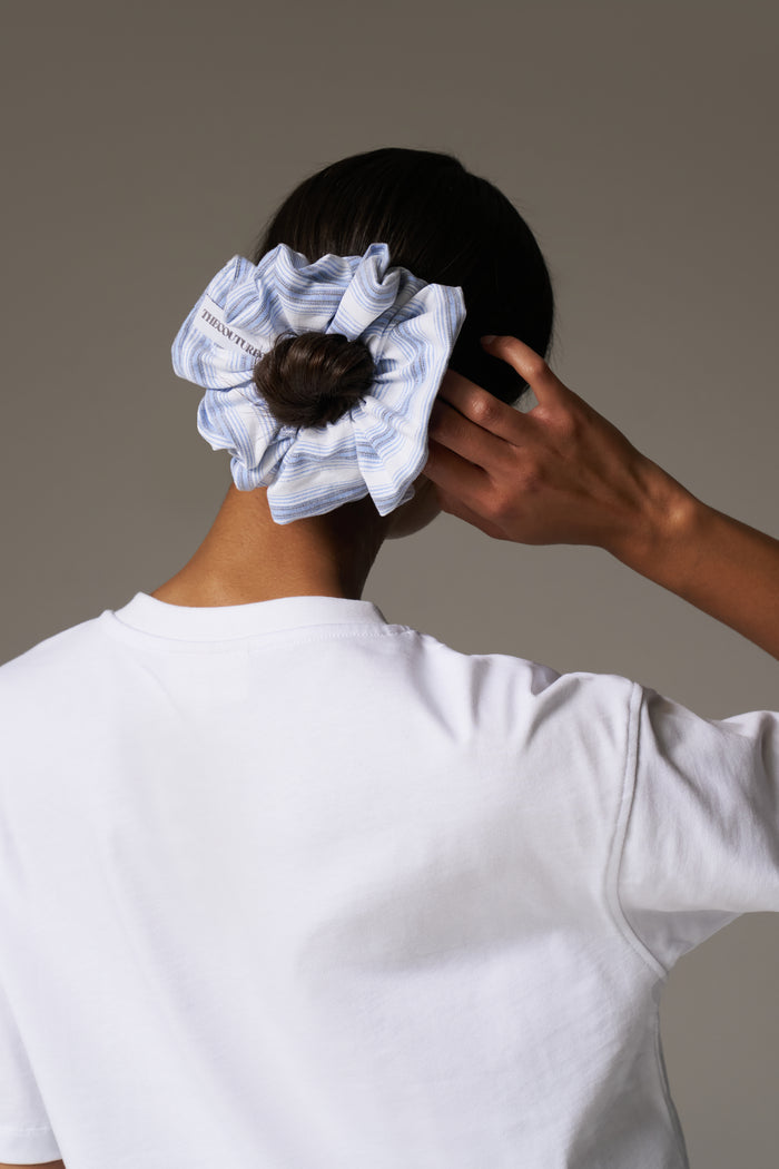STRIPE BRANDED SCRUNCHIE - BLUE