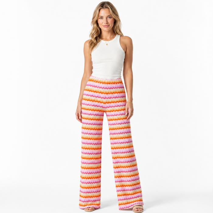 Striped wide leg pants for women in multicolor contrast style with elastic waist, full-length cut and relaxed streetwear look