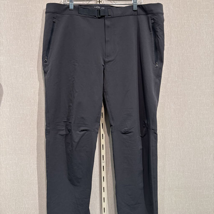 Tech pants, mens