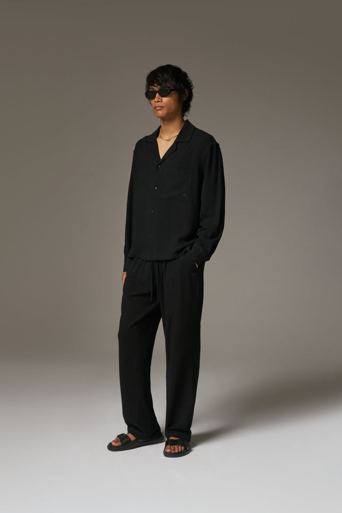 TEXTURED WOVEN TROUSERS - BLACK