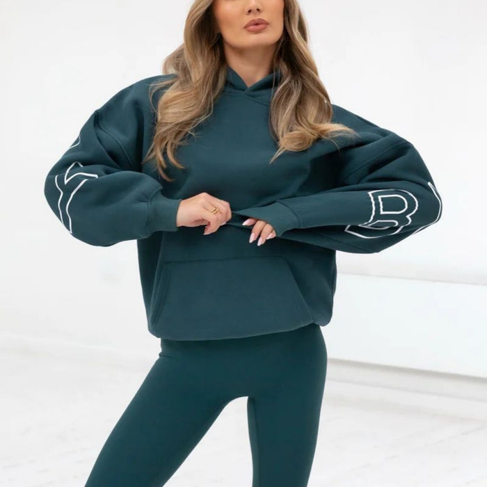 women oversized hoodie hip hop style urban outfit